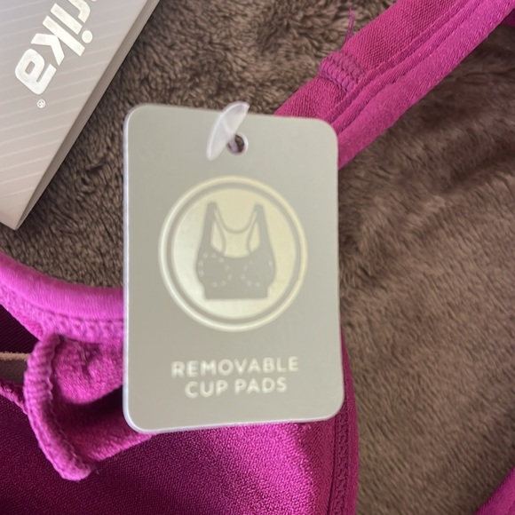 💋SALE💋 NWT Marina Sport Bra in Magenta with Removable Cups, Size L. - Picture 7 of 7